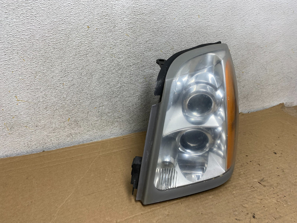 2004 to 2009 Cadillac SRX Left Driver Side Halogen Headlight AH8526 DW1