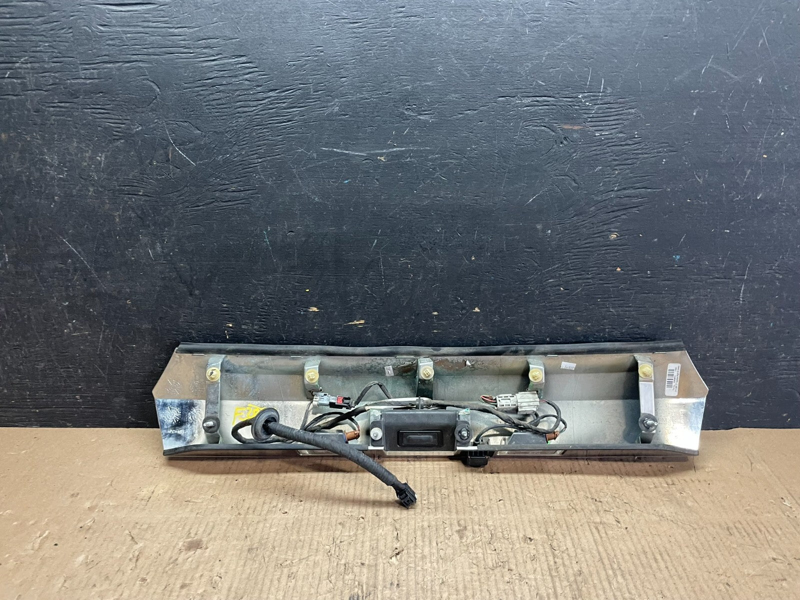 2010-2015 Gmc Terrain Lift Gate Handle Trim Back Up Camera Chrome Panel M6120 DG8