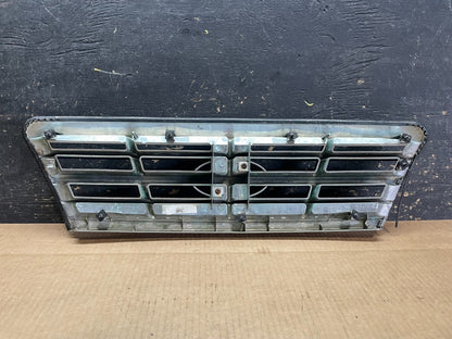 2004 to 2006 Kia Optima Front Grille Grill AA91144