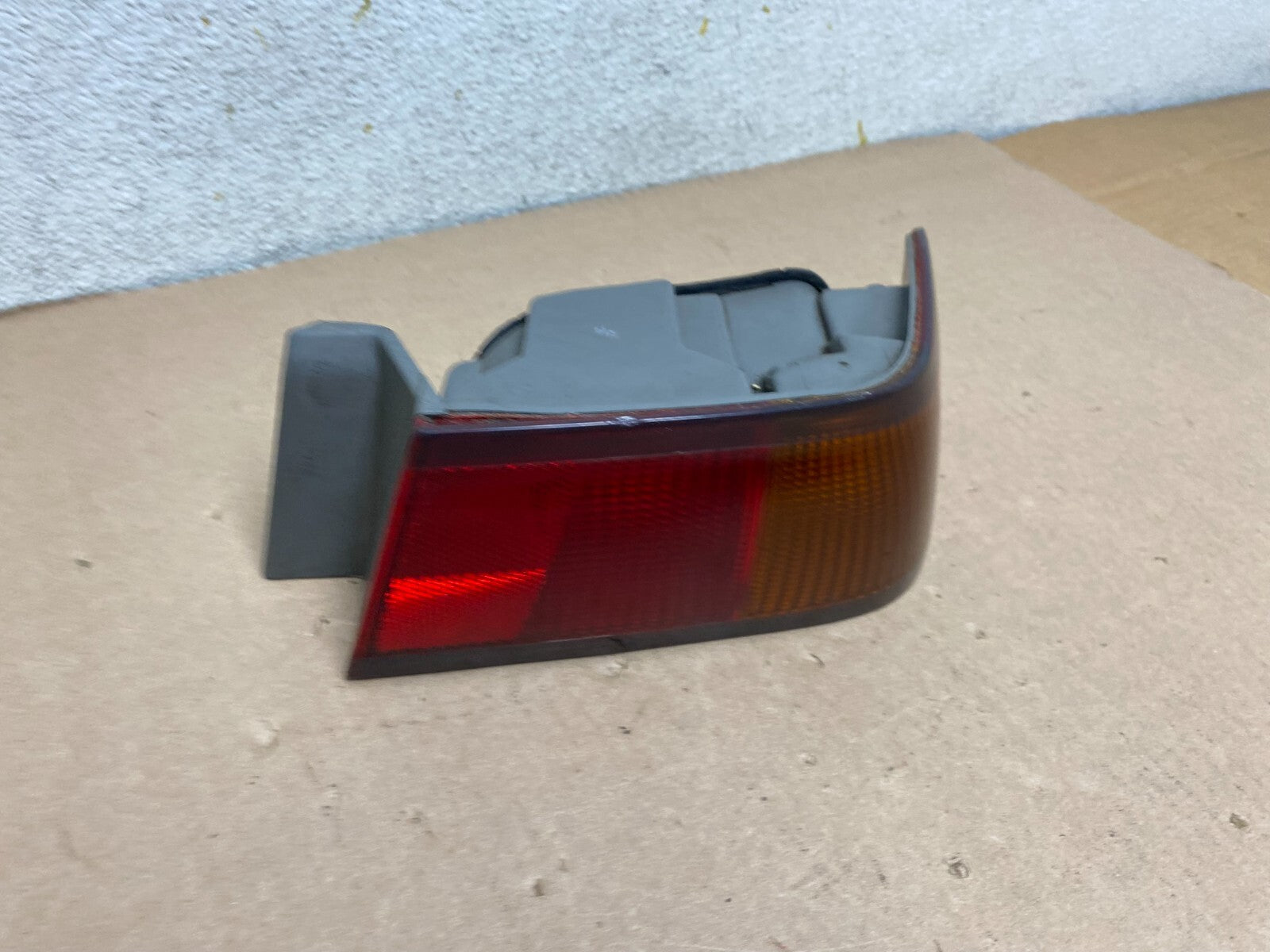 1997 1998 1999 Toyota Camry Tail Light Right Passenger Rh Side M9963 DW2