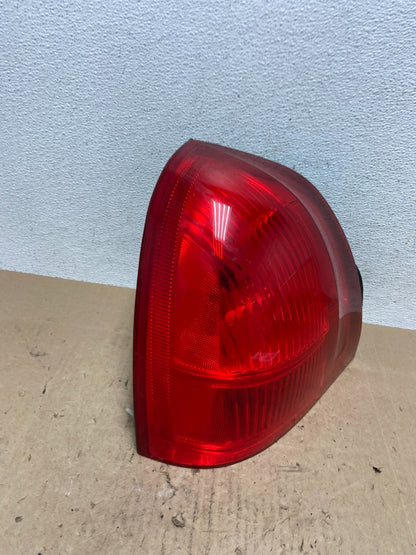 2003 to 2011 Lincoln Town Car Left Driver Lh Side Tail Light AE6533 LK2