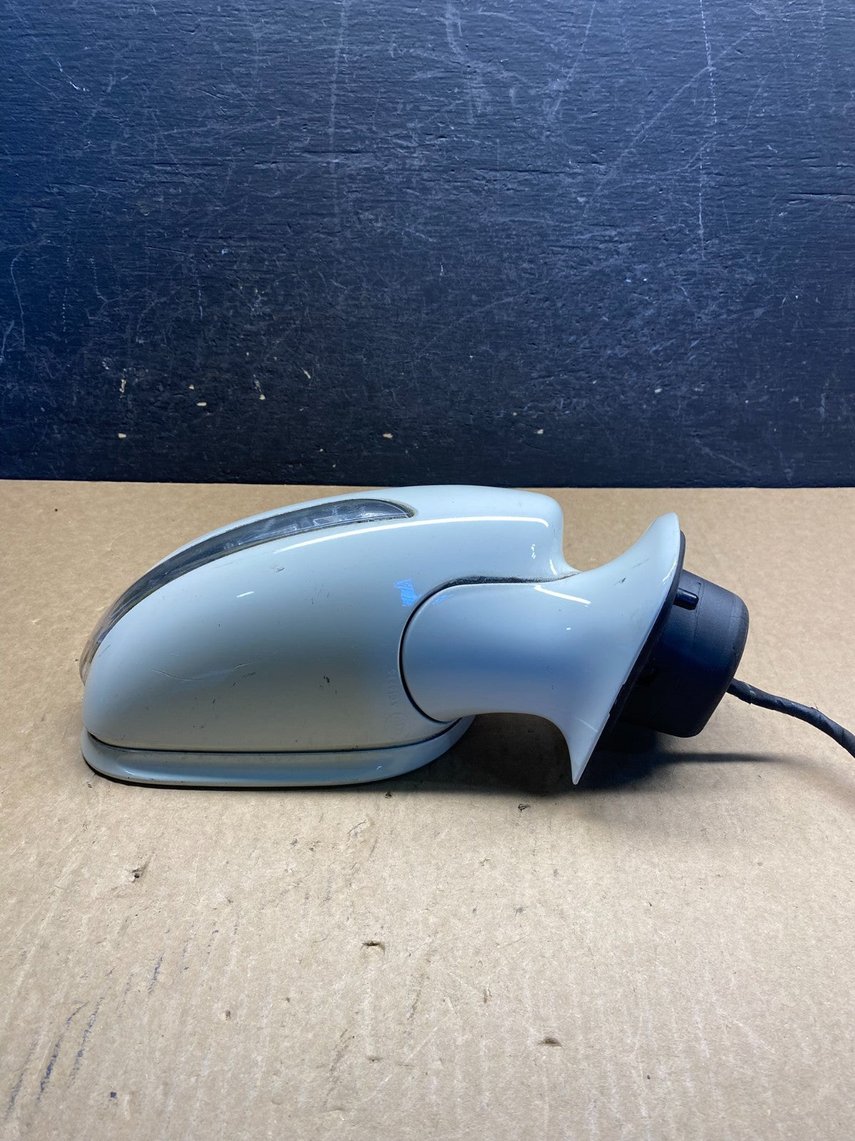 2007-2009 Mercedes E-Class Right Passenger Door Mirror Turn Signal AG6062 DG3