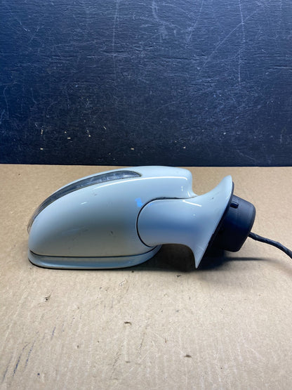 2007-2009 Mercedes E-Class Right Passenger Door Mirror Turn Signal AG6062 DG3