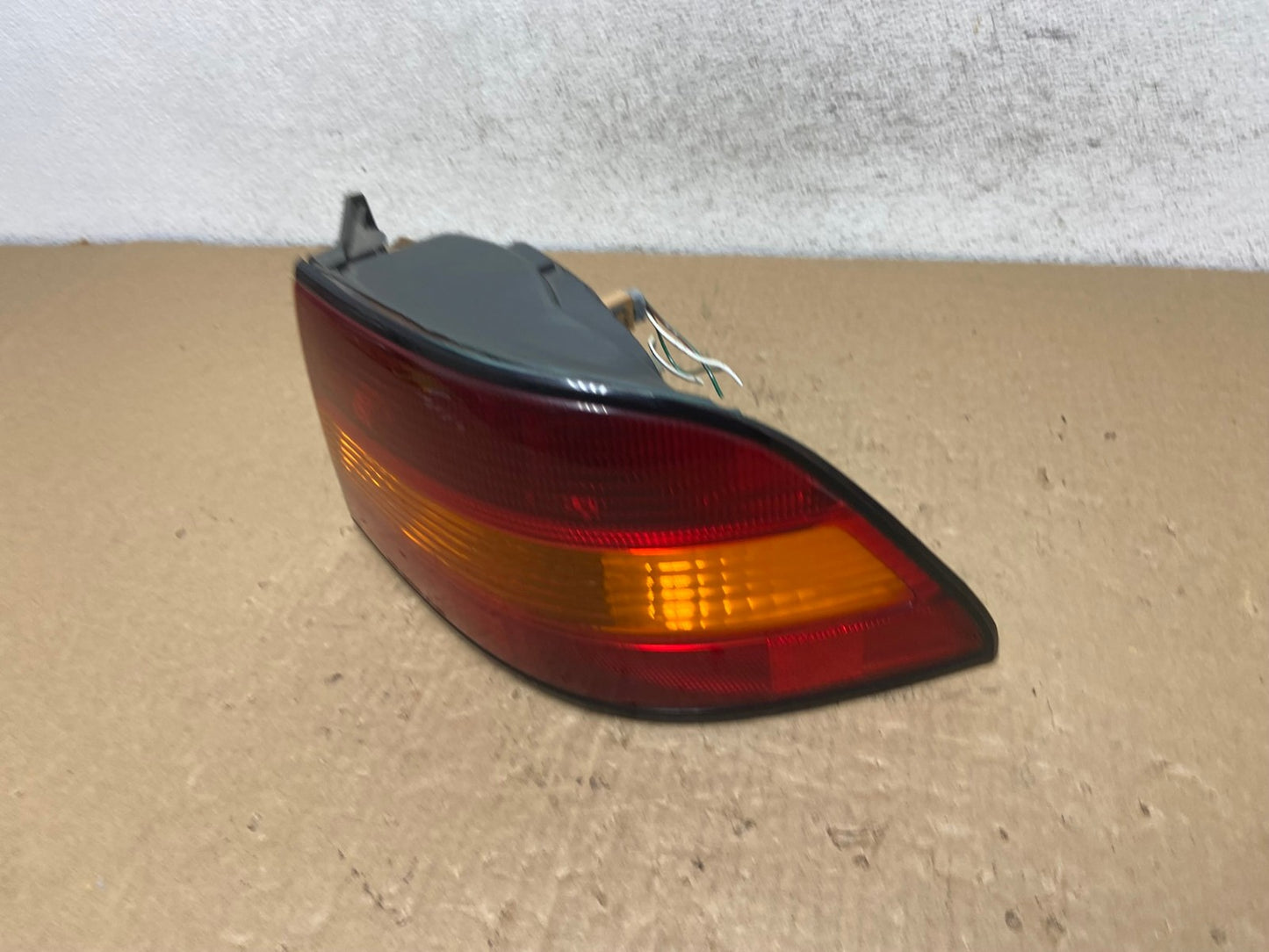 1997 1998 1999 Lexus ES300 Right Passenger RH Side Tail Light AF7453 LK1