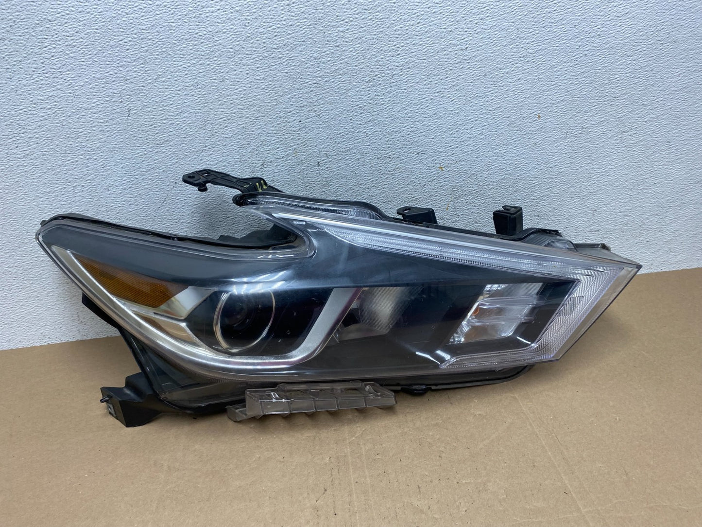 2016 2017 2018 Nissan Maxima Right Passenger Headlight Halogen DEPO AE4906 DW0