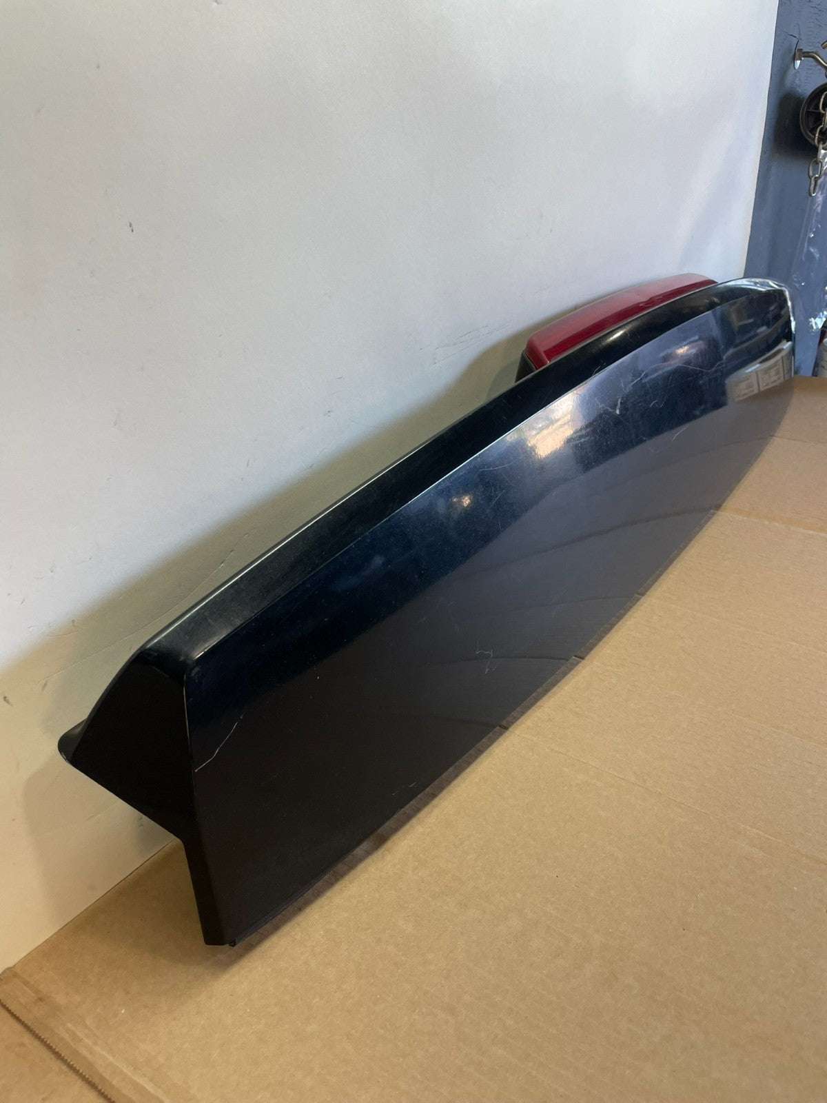 2007-2014 Chevrolet Tahoe Suburban Yukon Spoiler Wing 3rd Brake Light AG9836 DG2