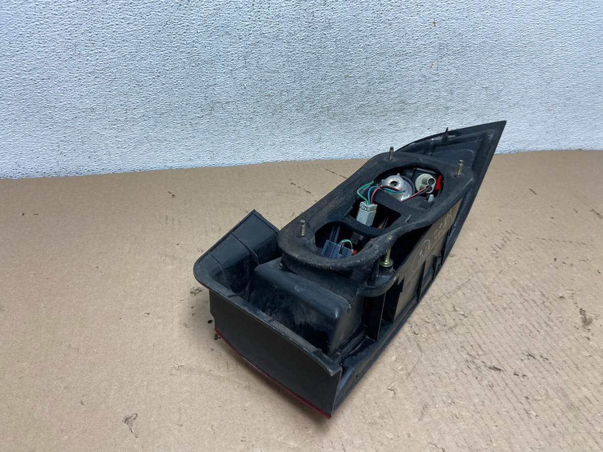 1993 to 1995 Honda Integra 4D Sedan Left Driver Side tail Light AF32414