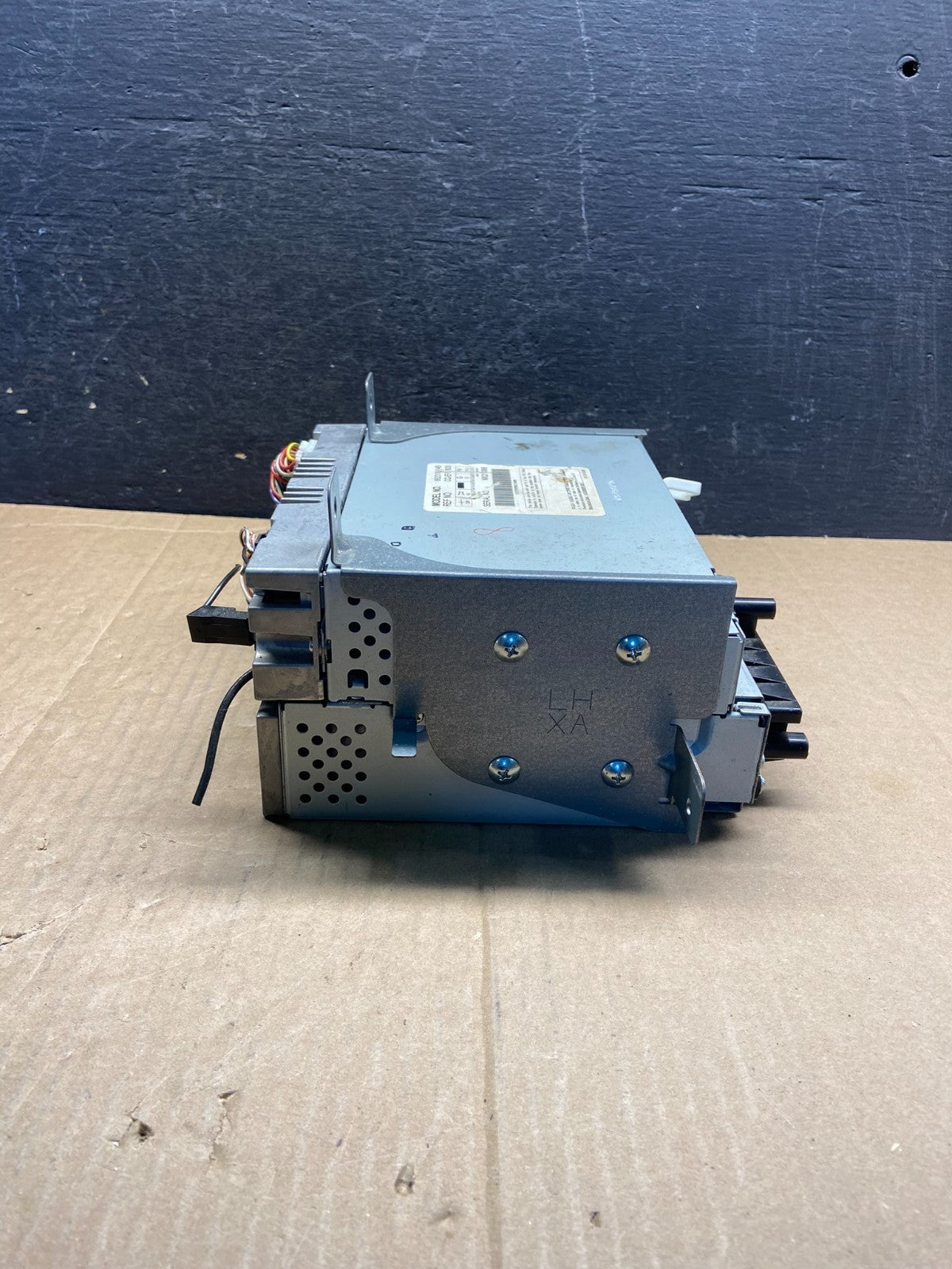 2008 to 2009 Subaru Tribeca CD Player Radio Receiver Control AG1699 DG2