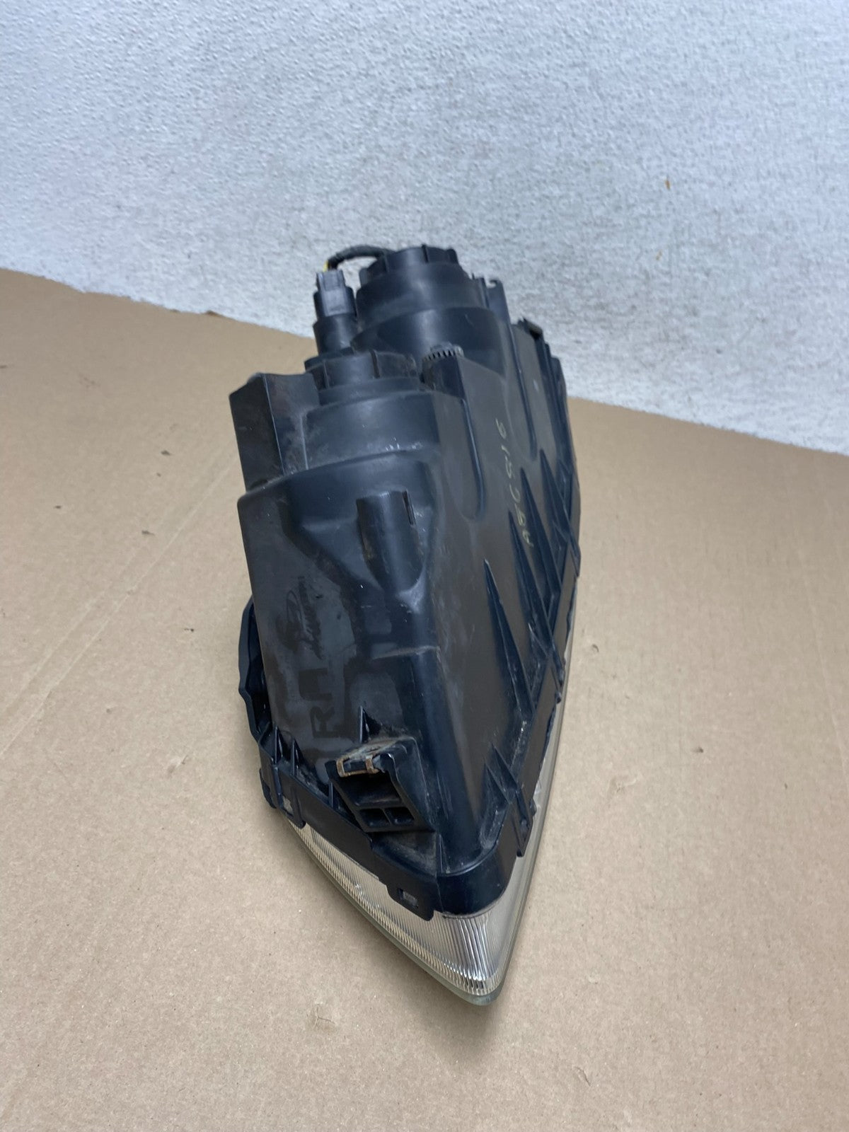 2006-2008 Hyundai Sonata Right Passenger Rh Side Headlight Halogen AG6816 DW8