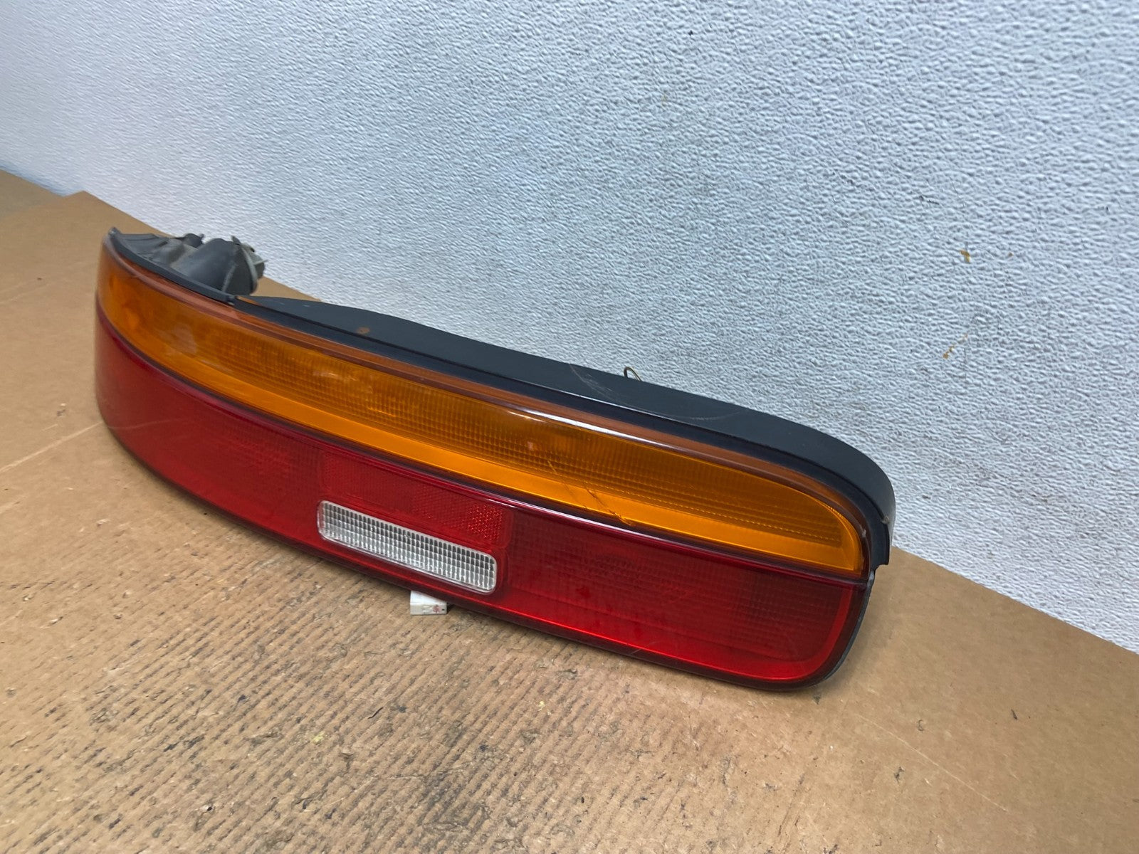 1992 - 1994 Lexus SC300 Left Driver LH Side Tail Light AE1480 DG1