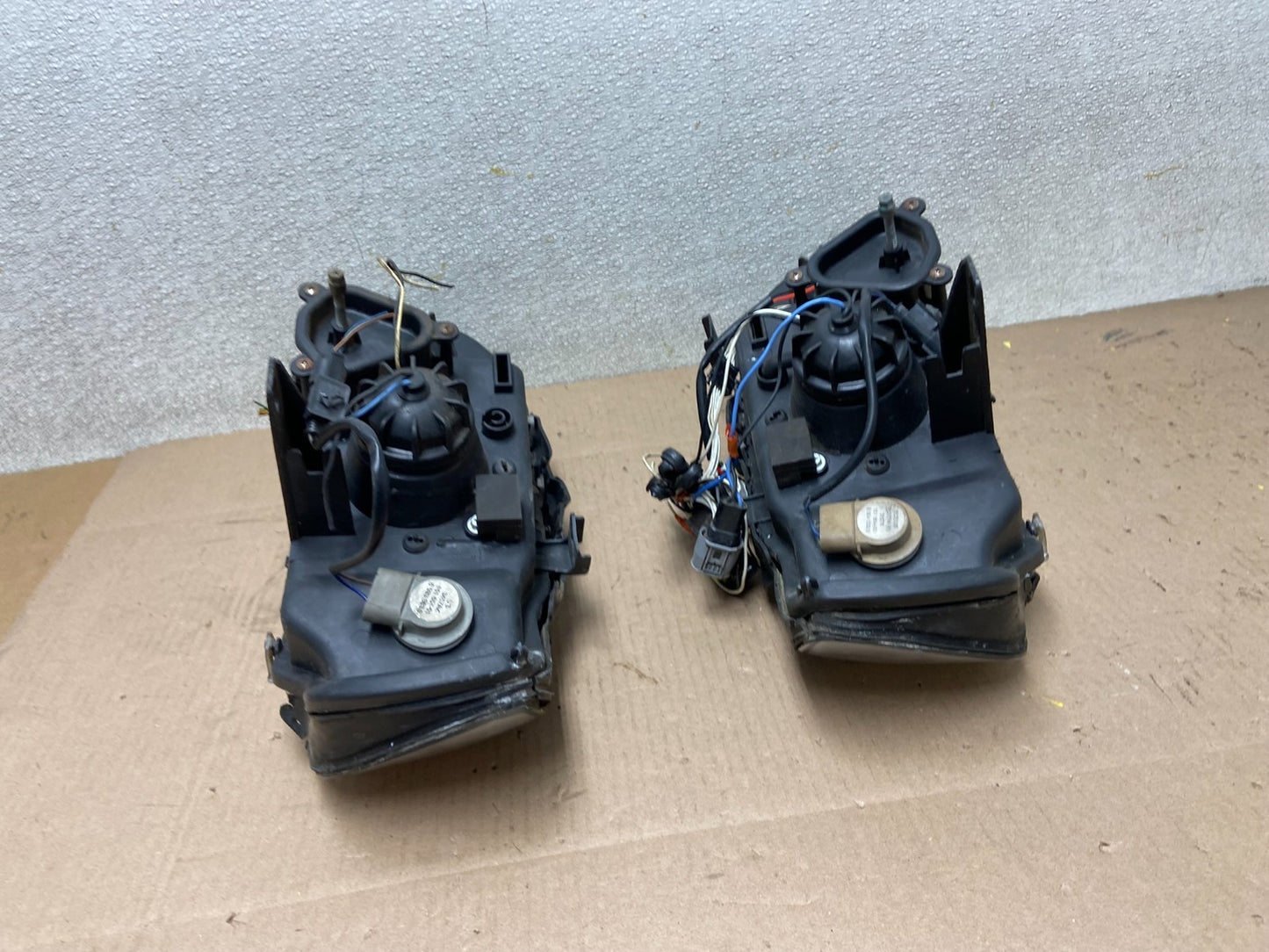 2000-2003 BMW X5 E53 LED Left+Right Set Projector Headlight AA0387 DG11
