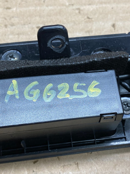2007 to 2009 Hyundai Santa Fe Center Dashboard Radio Bezel Trim AG6256 DG6