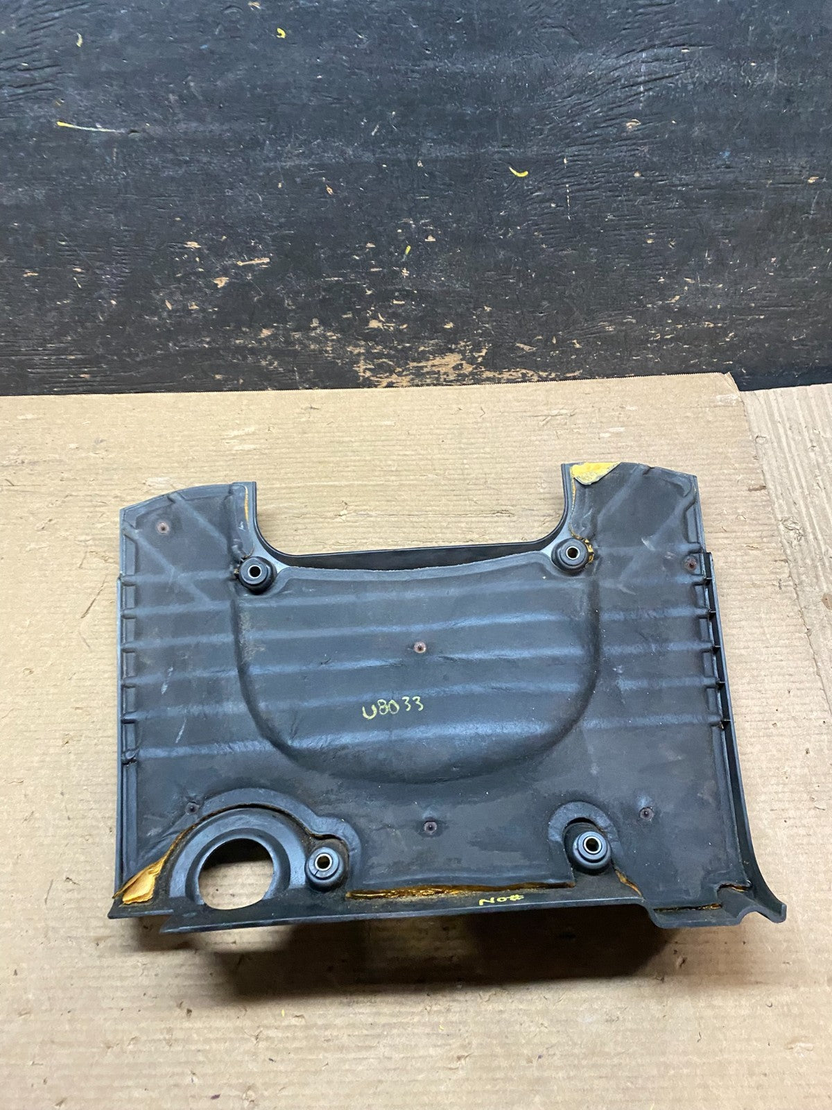 2002 to 2005 Hyundai Sonata 2.4L Engine Trim Cover Oem V9310 DG5