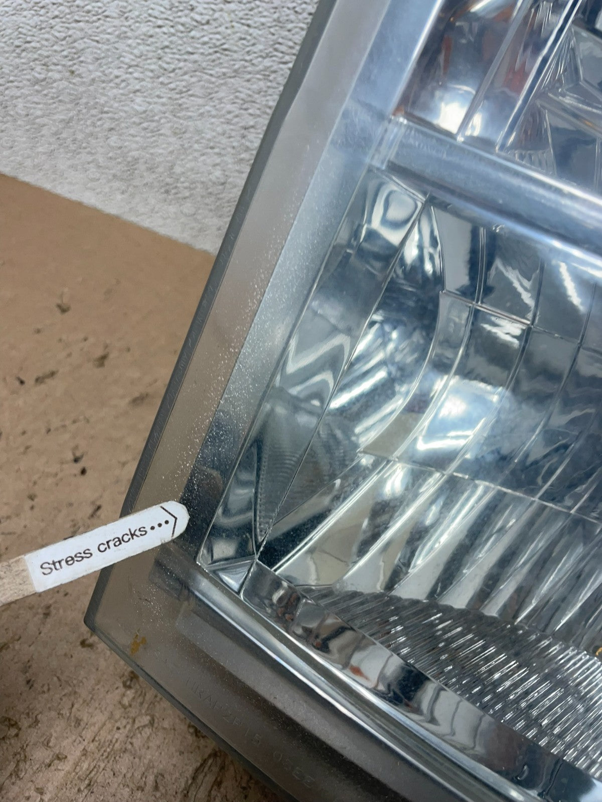 2008-2014 Ford Econoline E150 E250 E350 Left Driver LH Headlight OEM Q3833 DW7