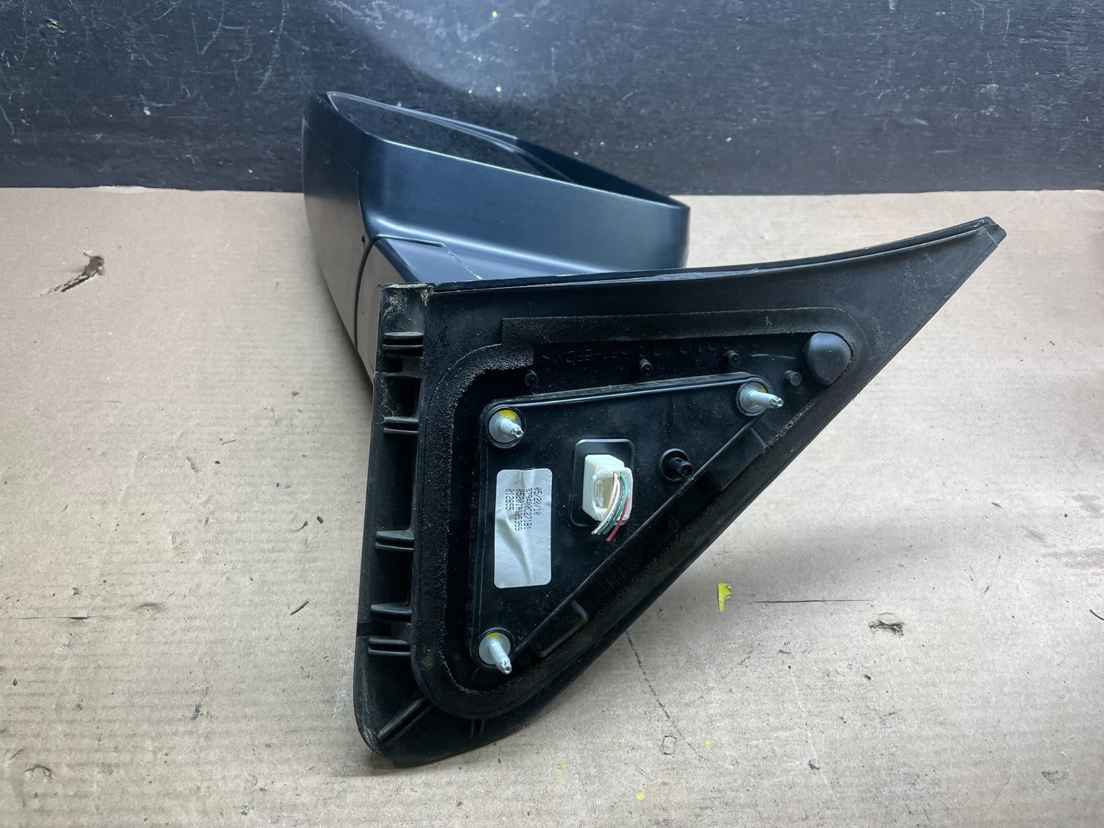 2008-2010 Toyota Sequoia Left Driver Turn Sgn  View Door Mirror OEM P7364 DG5