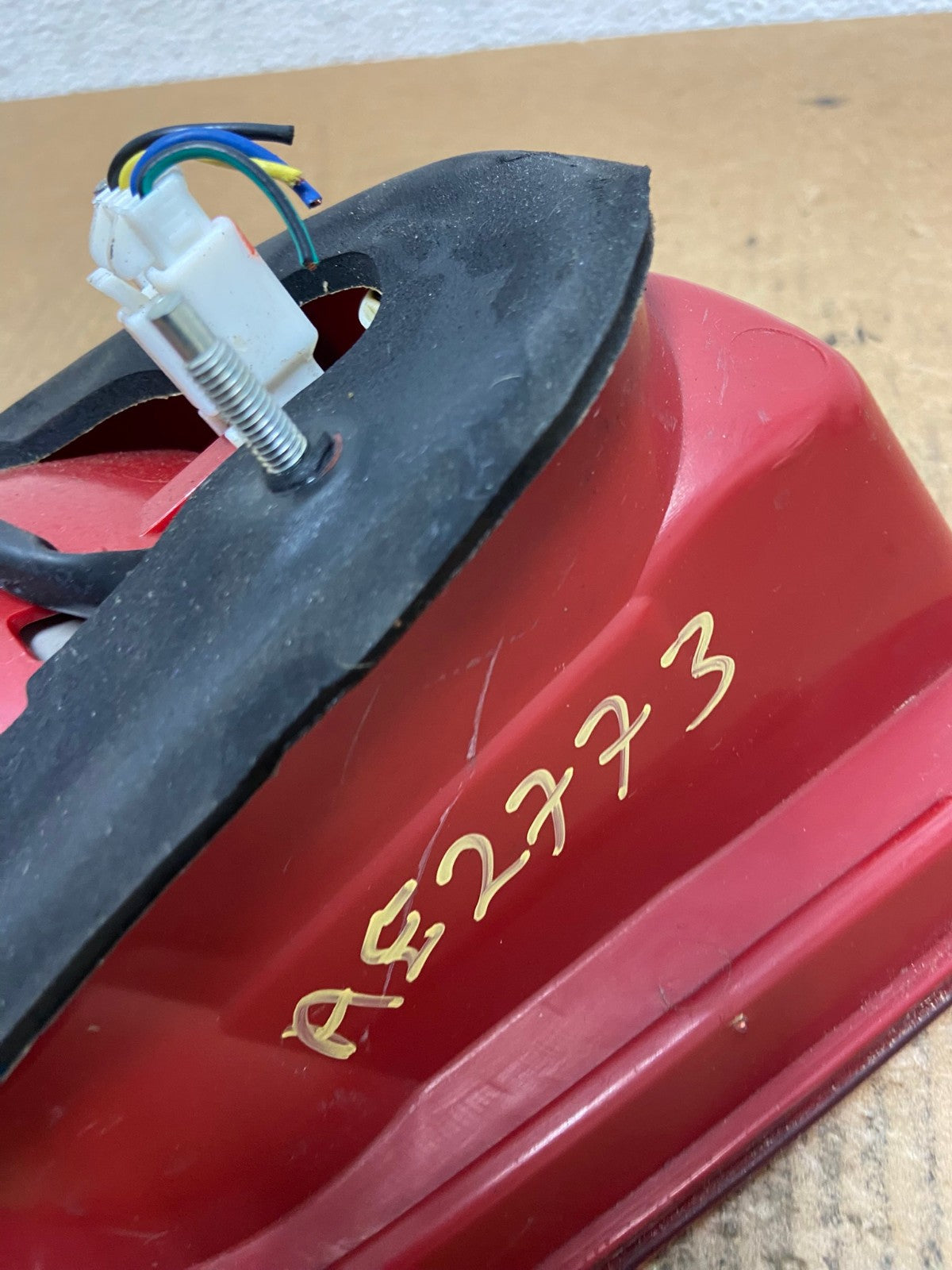 2007 2008 2009 Hyundai Santa Fe Right Passenger Tail Light Inner AE2773 LK6