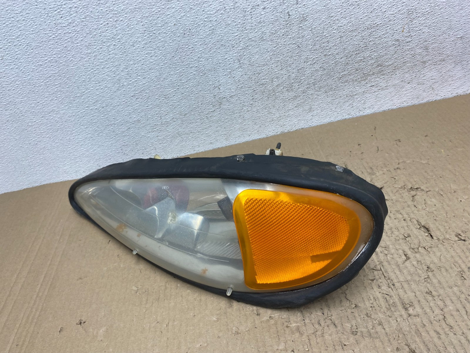 1999 to 2005 Pontiac Grand Am Left Driver LH Headlight AF2920 DW1