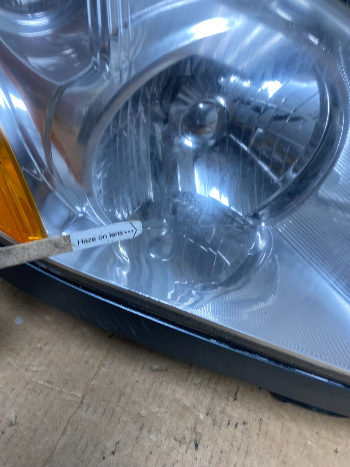 2003 2004 2005 Honda Pilot Right Passenger RH Side Halogen Headlight AD4636 DW4