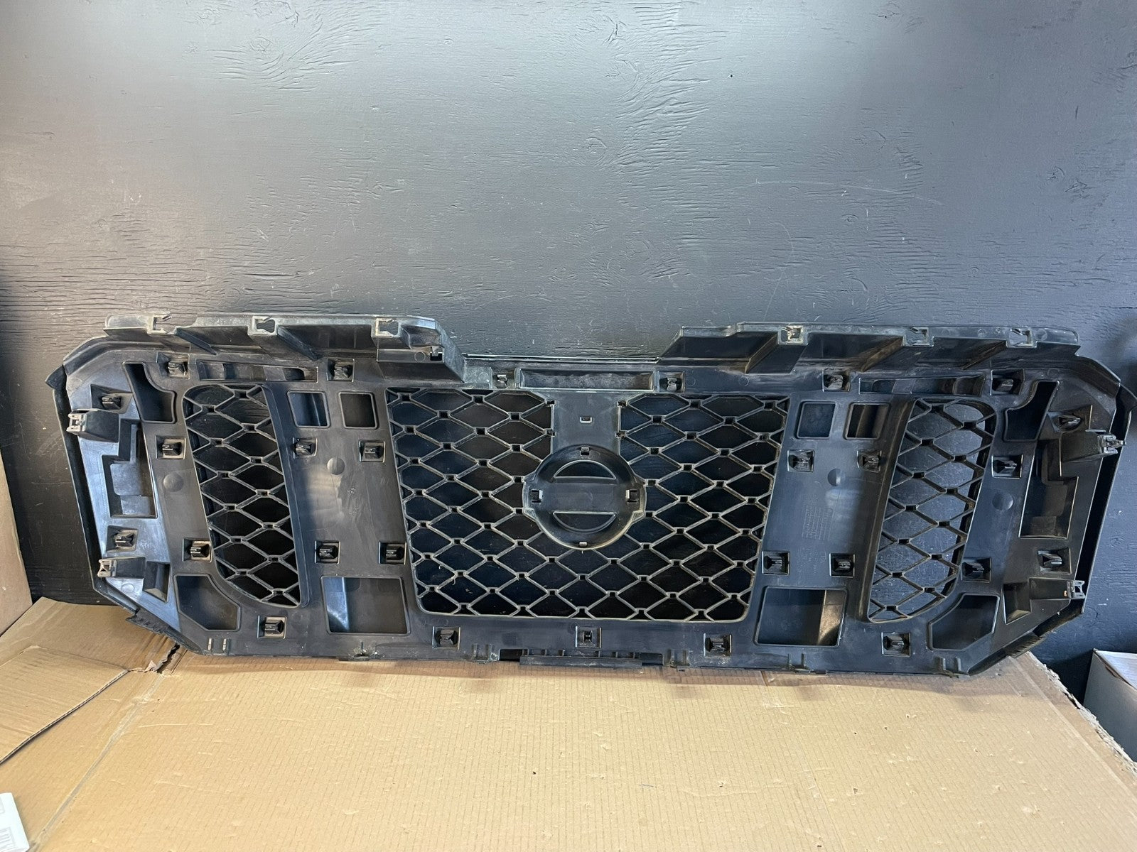 2012 to 2021 Nissan NV1500 NV2500 NV3500 Front Upper Grill Grille AE3583 DG3