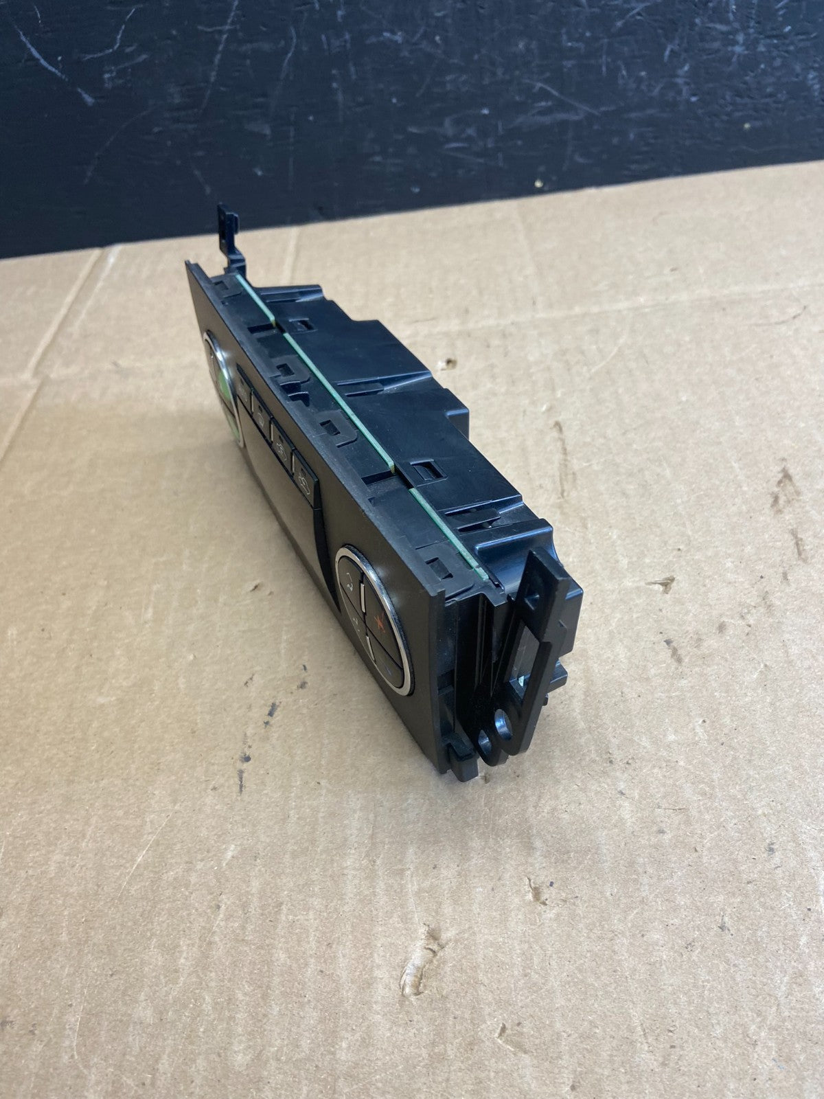 2007 to 2011 Cadillac Escalade AC Heater Climate Control Panel Oem AB9270 DG2