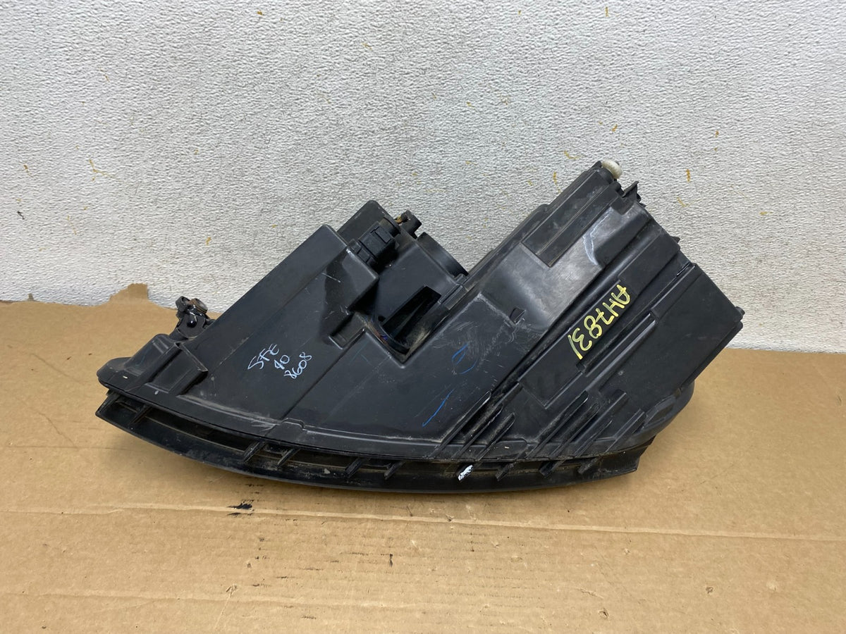 2011 to 2014 Volkswagen Jetta Right Passenger RH Headlight Halogen AH7831 DW5