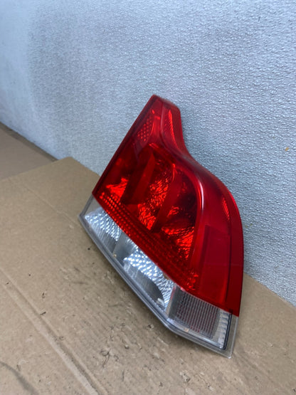 2005 to 2009 Volvo S60 Right Passenger Side Tail Light Oem AB4596 LK1