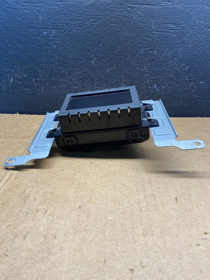 2013 to 2016 Ford Taurus 4.2" Radio Navigation Screen Module AD3671 DG1