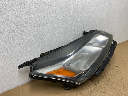 2013-2017 Chevrolet Traverse Right Passenger Side Halogen Headlight AC5520 DW2