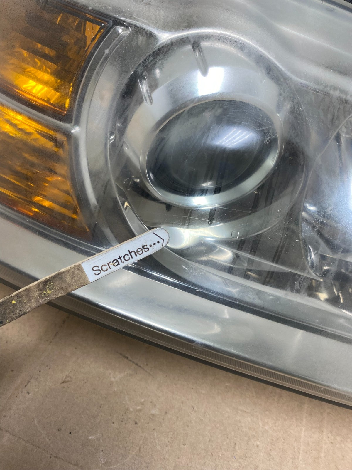 2004 2005 2006 Acura MDX Right Passenger RH Headlight Halogen AE6640 DW3