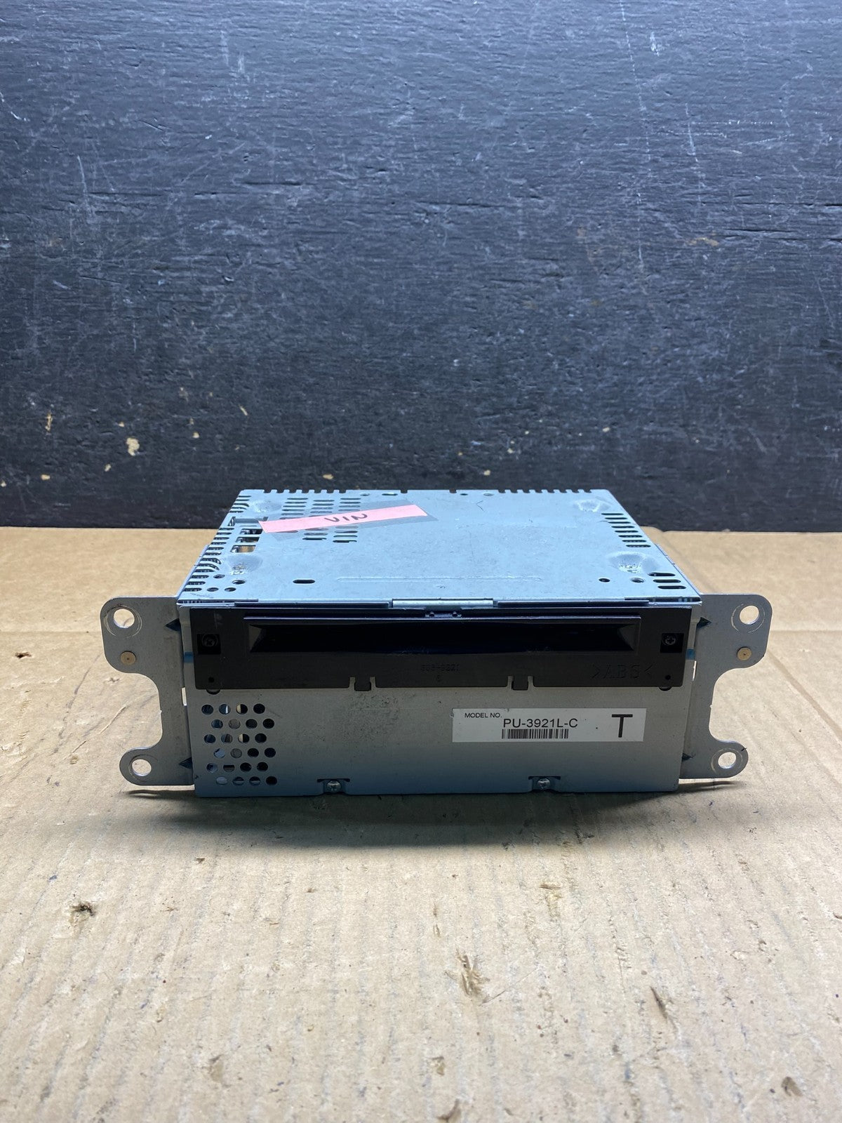 2017 2018 2019 Ford Explorer Audio Equipment Radio Receiver AM FM CD AI9969 DW0