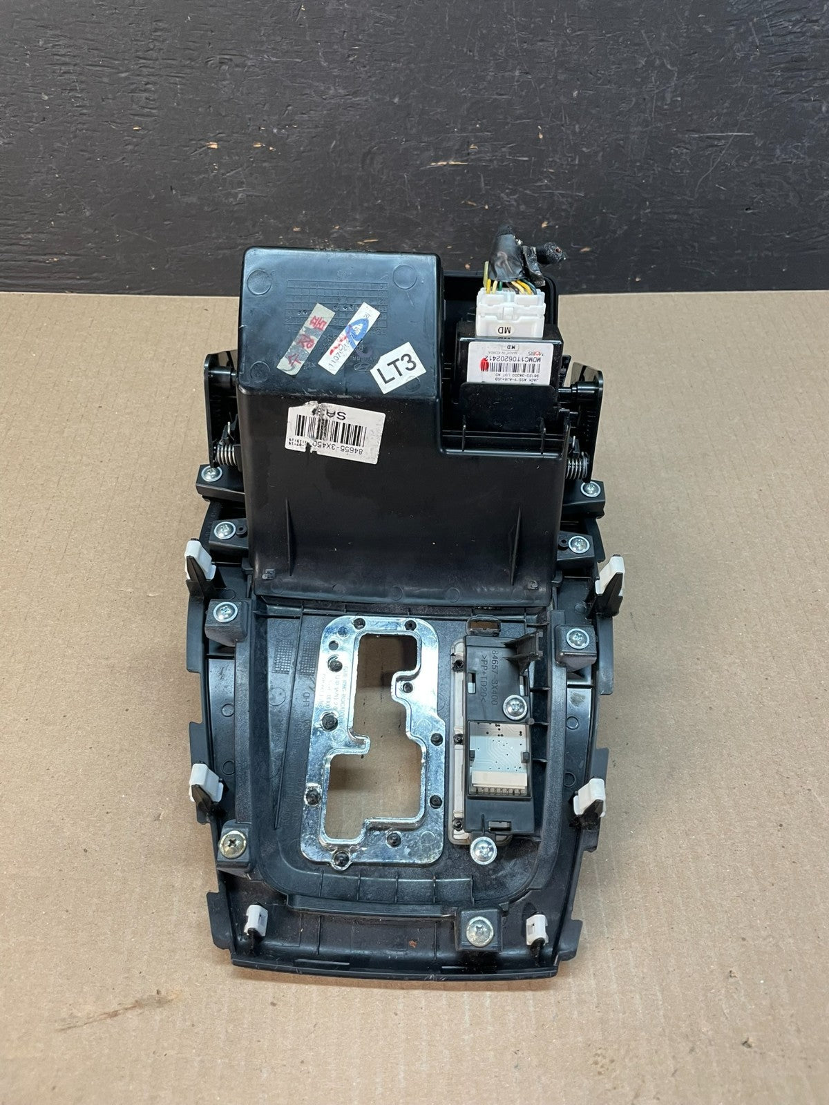 2011 - 2013 Hyundai Elantra Shifter Bezel Center Console Storage ae3407 DG8