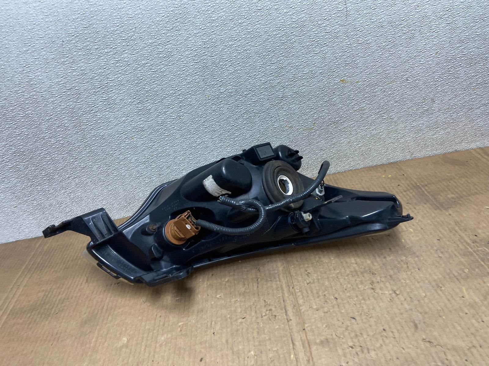 2008 2009 2010 2011 Ford Focus Left Driver Lh Headlight Halogen Oem AA63855