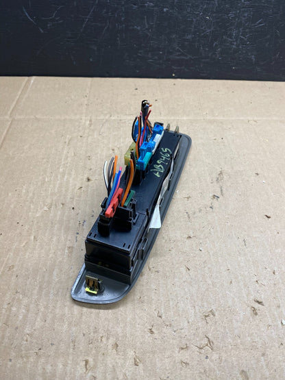 2002 - 2005 GMC Envoy Master Power Door Lock Window Switch Heat Seat AB9465 DG4