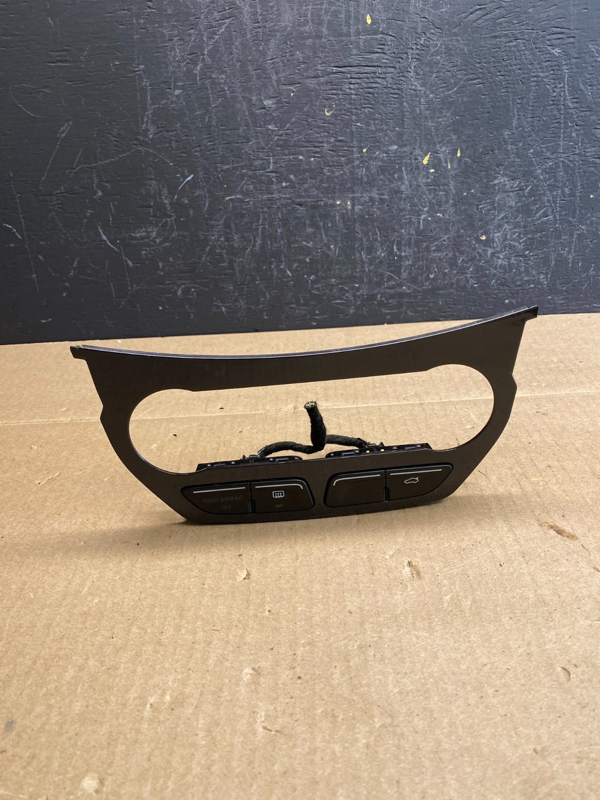 2013 to 2016 Ford Escape Climate Control Trim Panel W/ Switches ac6249 DG0