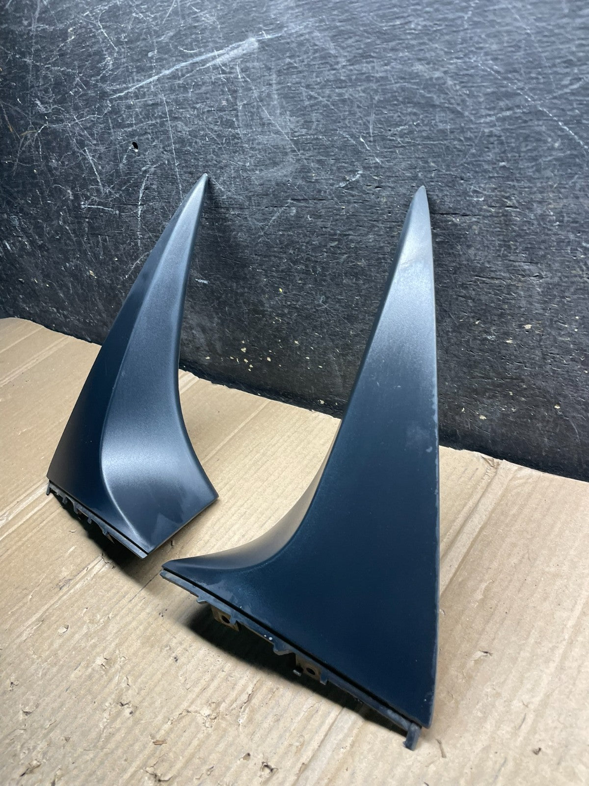 2013 to 2020 Nissan Pathfinder Rear Left+Right Set Spoiler Wing Oem X4513 DG2