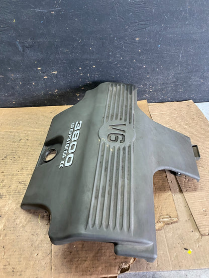1992 to 1997  Oldsmobile 88 Engine Motor Cover OEM Q9821 DG2