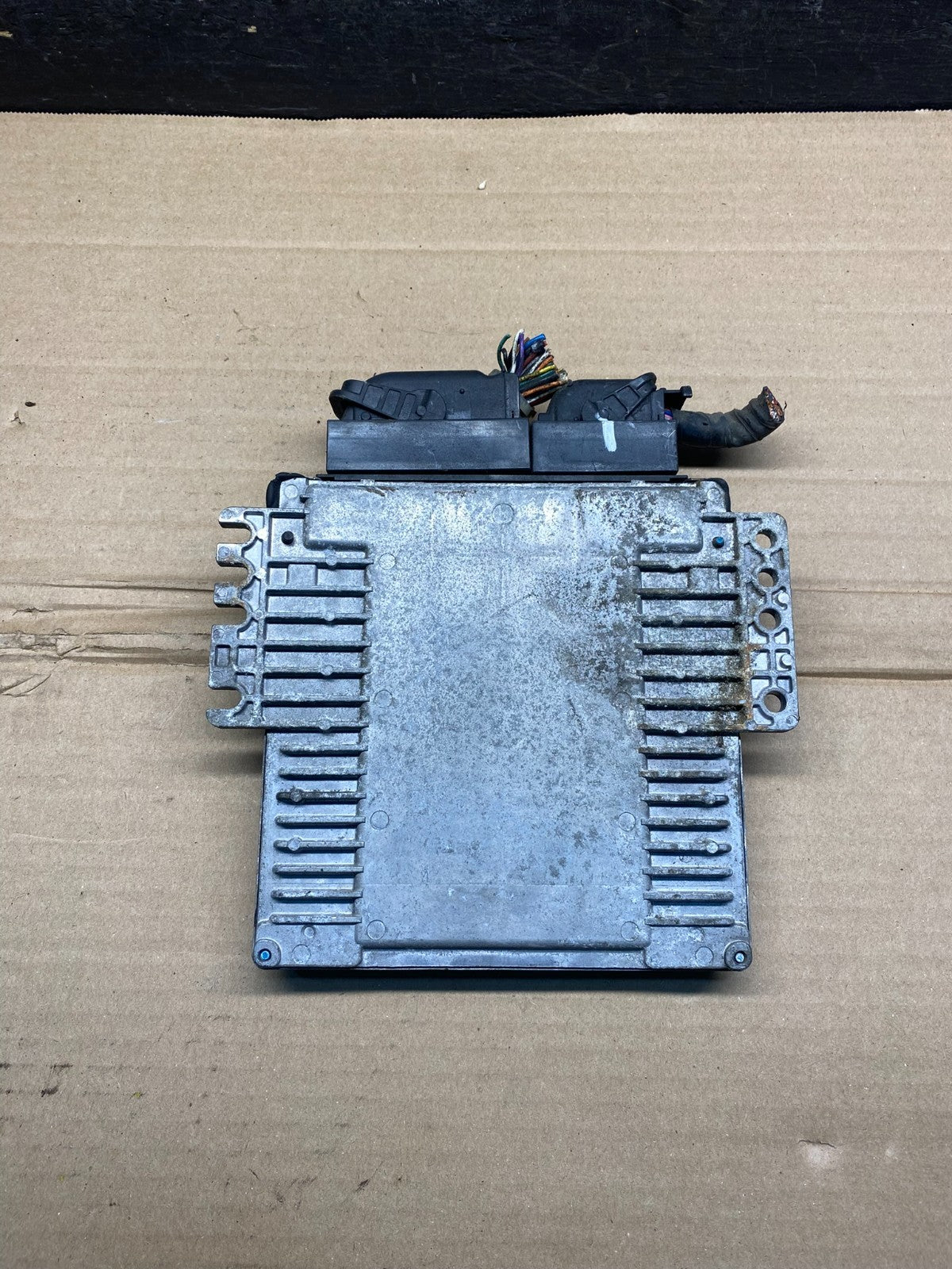 Nissan NV1500 NV2500 NV1500 4.0L ECM ECU computer module BEM176-300A1 ah9572 DG1
