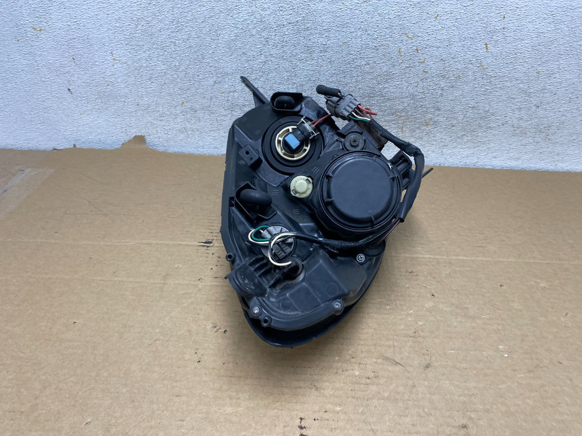 2006 - 2007 Subaru Tribeca B9 Left Driver LH Side Halogen Headlight AH78887