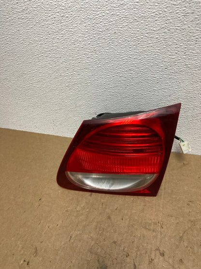 2006-2011 Lexus GS350 GS430 GS450H Right Passenger Inner Tail Light AC1540 LK0