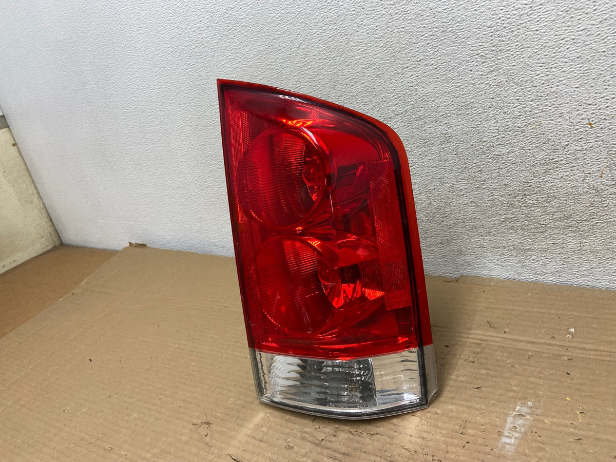 2005 to 2015 Nissan Armada Right Passenger RH Side Tail Light AG9082 LK2