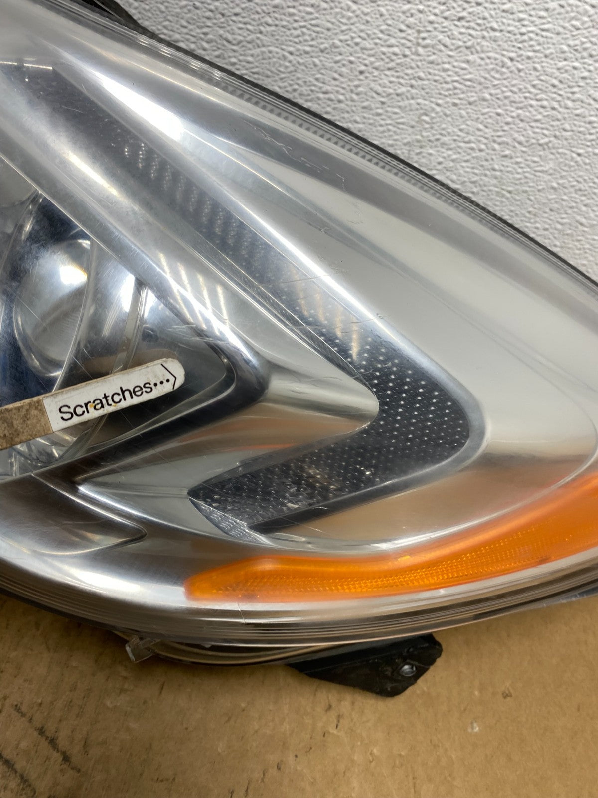 2014 to 2017 Buick Regal Left Driver LH Side Xenon Headlight AC3025 DG3