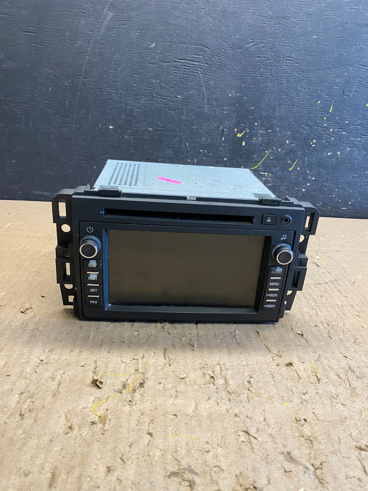 2007 to 2014 Chevrolet GMC Cadillac Radio Navigation Screen Display t5889 DG0