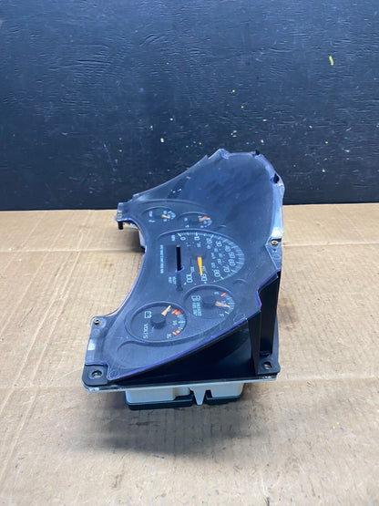 2000 to 2005 Chevrolet Astro Cluster Gauge Speedometer ECM O1464 DG2
