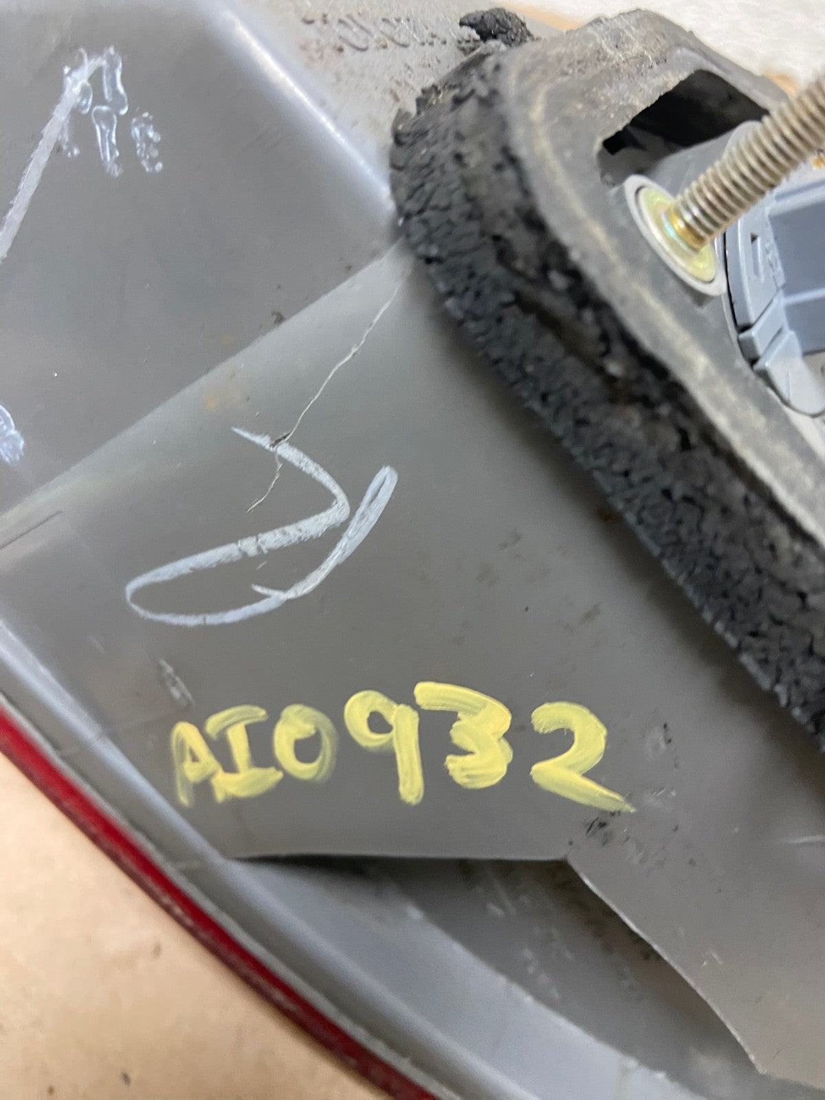 1998 1999 2000 Toyota Corolla Left Driver Lh Side Tail light AI0932 LK6