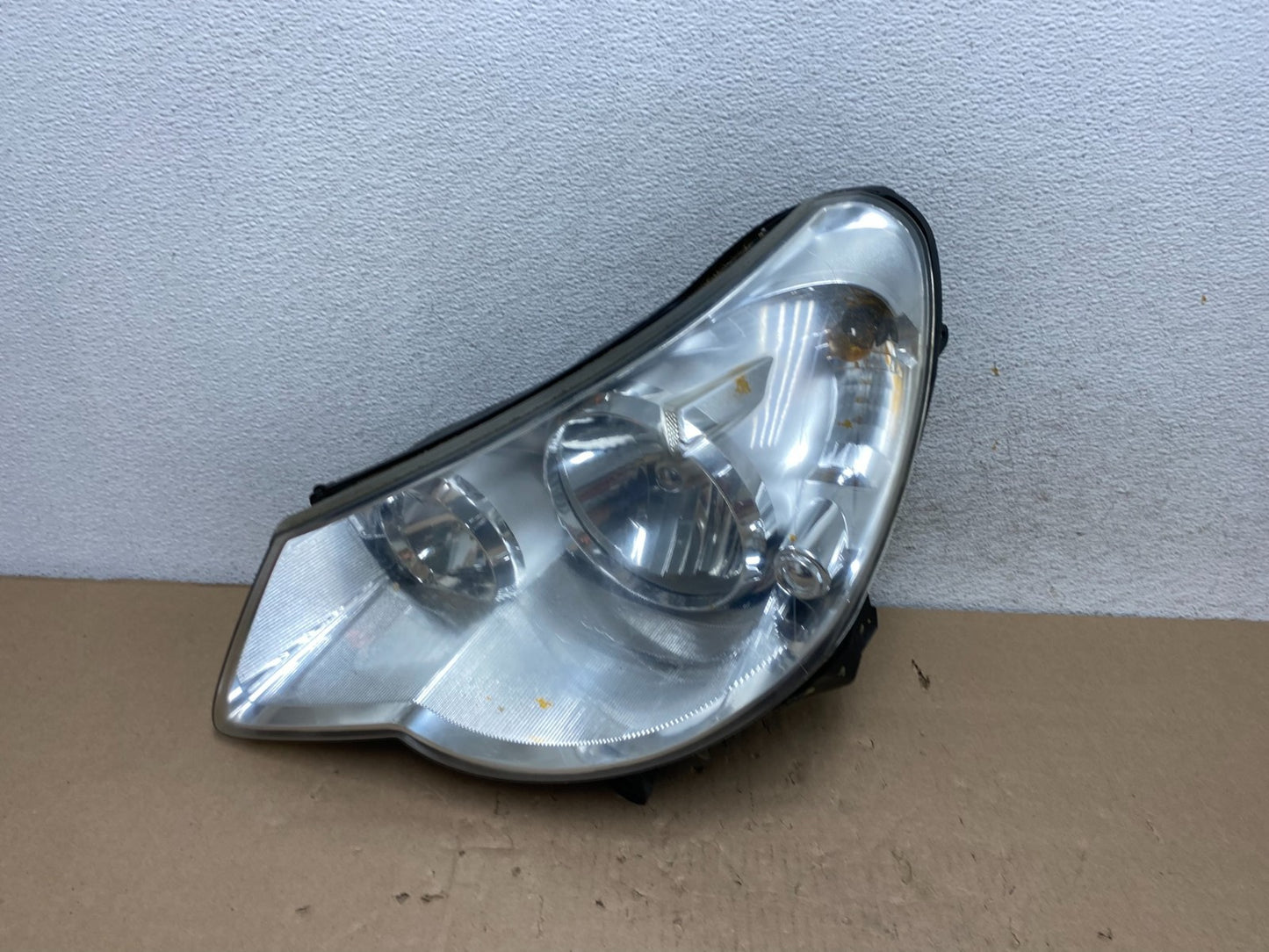 2007 to 2010 Chrysler Sebring Left Driver LH Side Headlight AG6743 DW0
