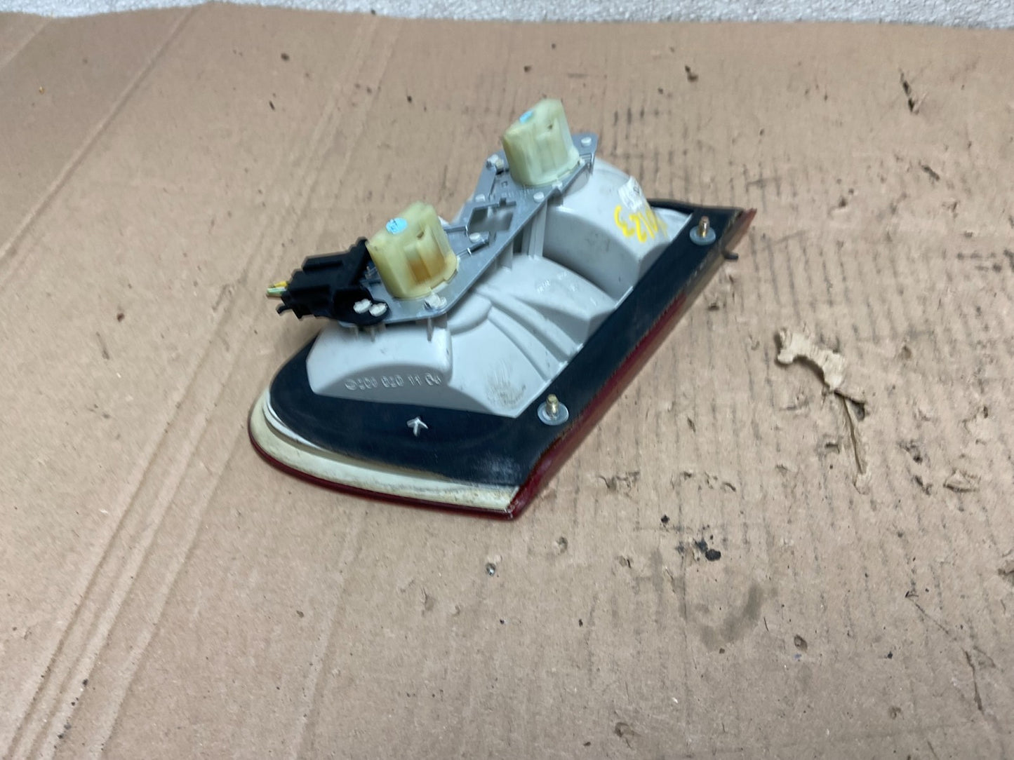 1998-2003 Mercedes Benz CLK Inner Left Driver LH Side Tail Light Lamp Y0123 DW4