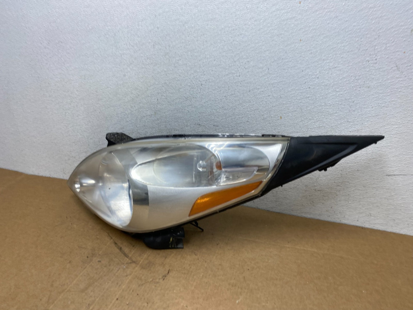 2013 to 2015 Chevrolet Spark Left Driver LH Halogen Headlight ad6074 DG1