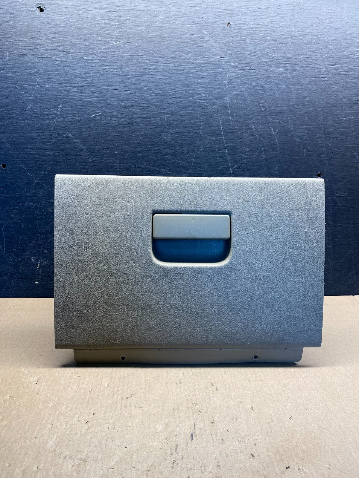 2004 to 2008 Ford F-150 Front Right Passenger Storage Glove Box AG1866 DG0