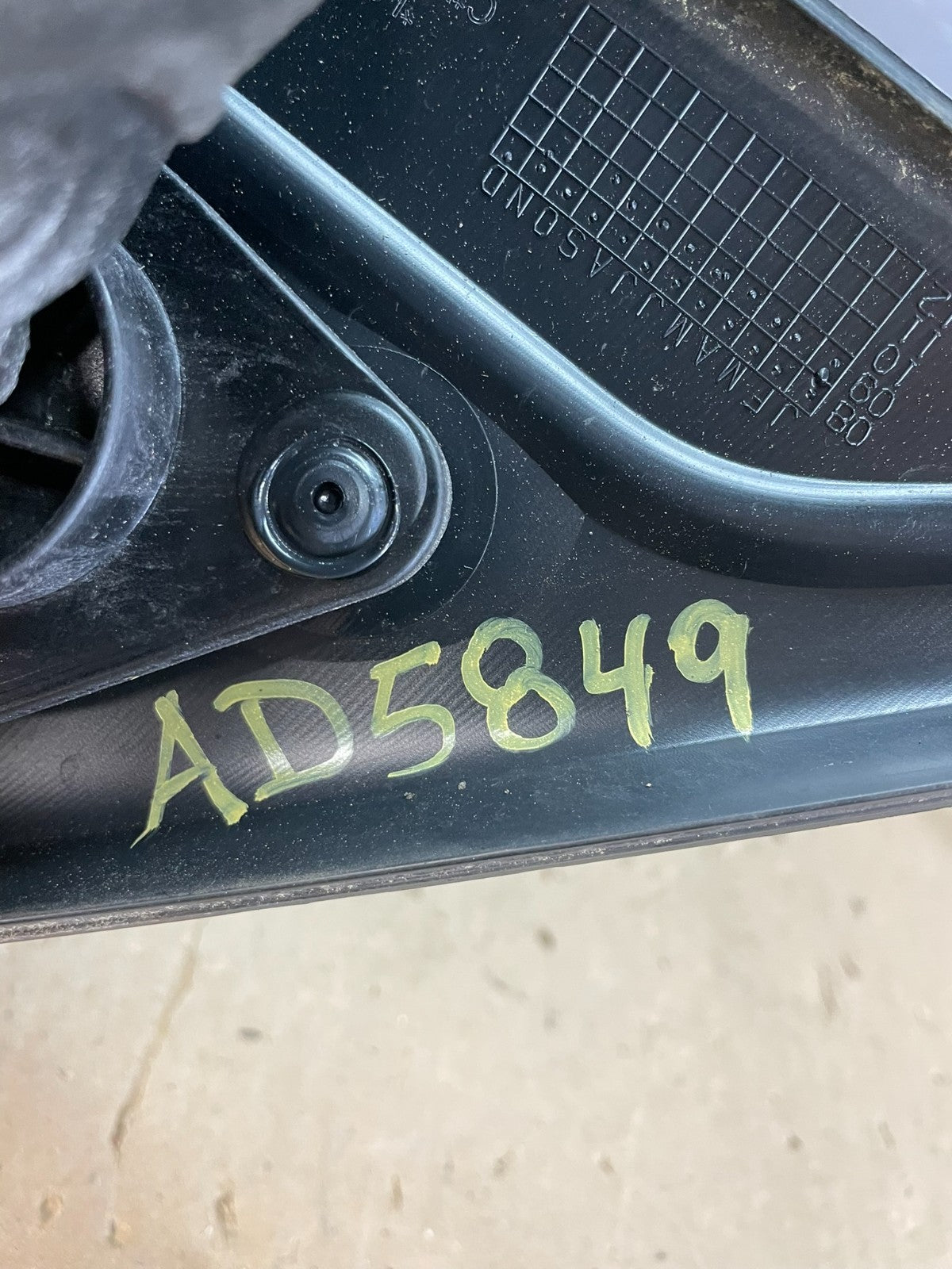 2009 to 2014 Ford F150 Left Driver LH Side View Door Mirror AD5849 DW8