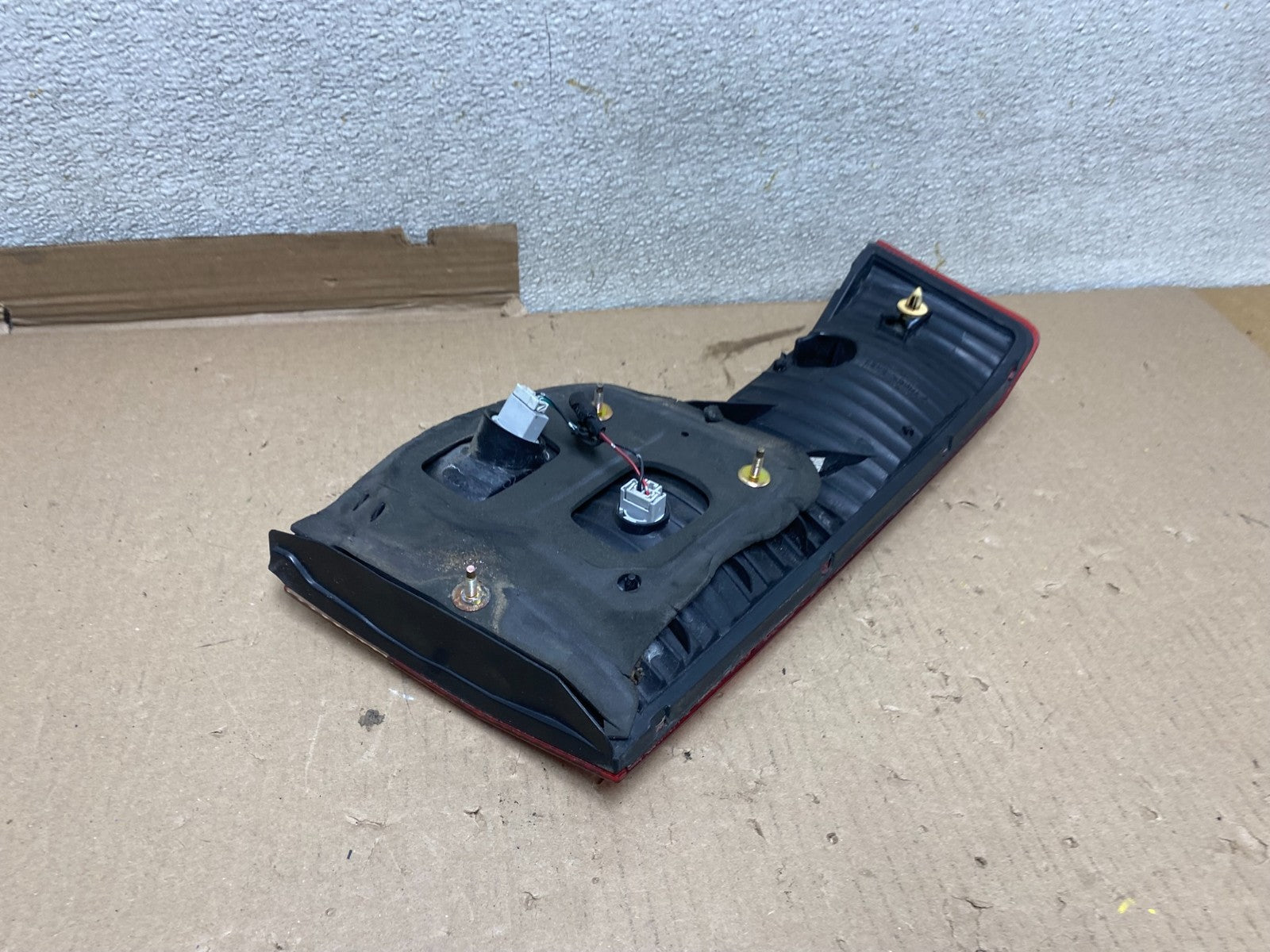 1998 to 2000 Honda Accord Right Passenger Side Inner Tail Light U1035 DW8